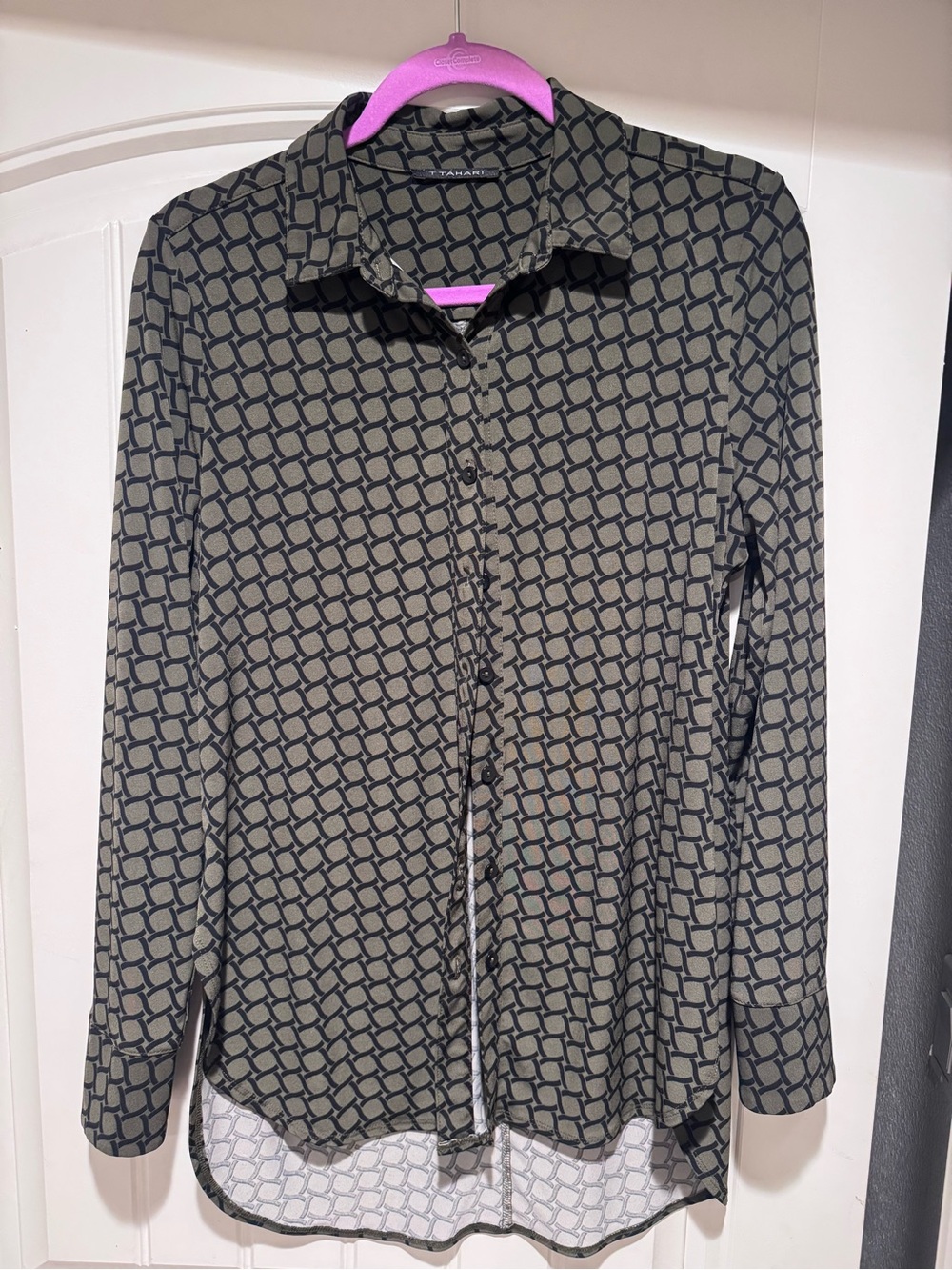 Tahari Olive & Black Geometric Print Blouse